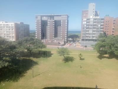 Apartment / Flat For Rent in North Beach, Durban