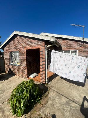 House For Sale in Ntuzuma F, Ntuzuma