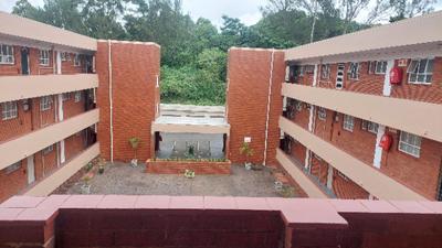 Apartment / Flat For Rent in Saiccor, Umkomaas