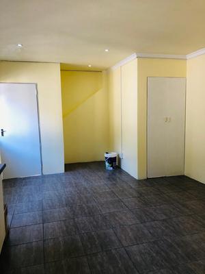 Apartment / Flat For Rent in New Germany, Pinetown