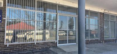 Commercial Property For Rent in Park Rynie, Park Rynie