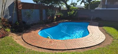 Apartment / Flat For Rent in Scottburgh, Scottburgh