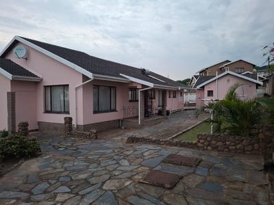 House For Sale in Craigieburn, Umkomaas