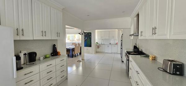 Duplex For Sale in Scottburgh, Scottburgh